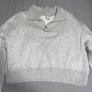 H&M Cropped Grey Sweater
